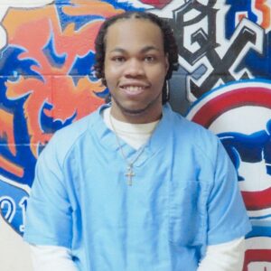 Malik Pitts #Y36606